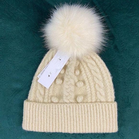 NWT TOPSHOP Ivory Winter Hat with Faux Fur Pom Pom - Picture 3 of 5